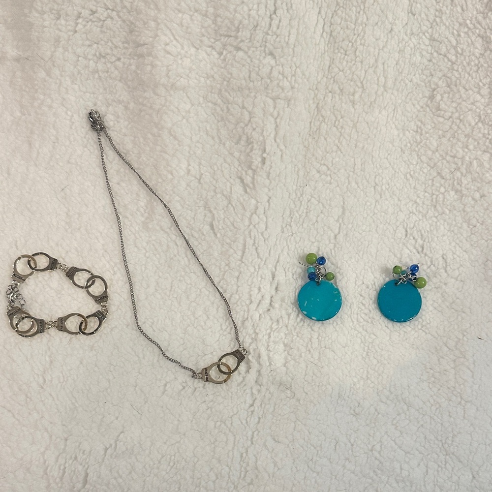 Silver Jewelry Set with Blue Earrings